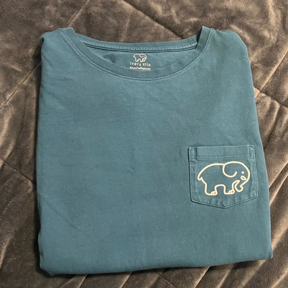 Small blue Ivory Ella short sleeve shirt, elephant blouse